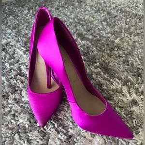 ALDO pumps, point toe, fuchsia pink color, excellent condition. Never worn.